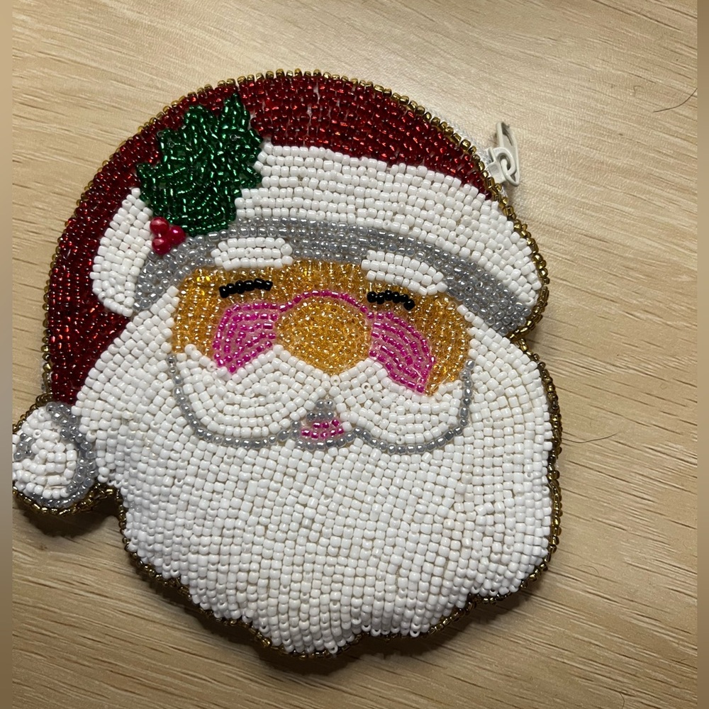Santa Claus Beaded Coin Purse Zippered Closure White Satin Lining Christmas